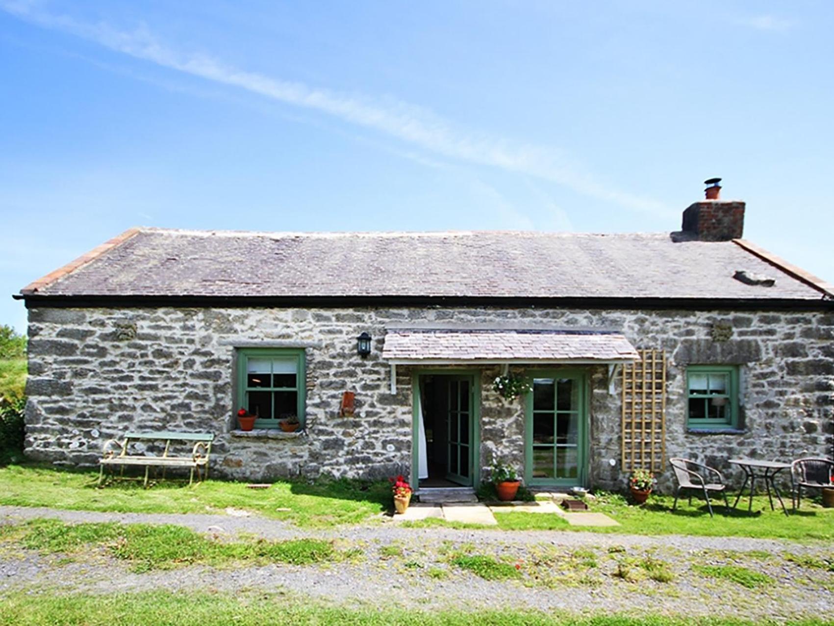 Villa Three Gates à Llangoed Extérieur photo